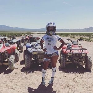 Fashionable“Bride to Be”Jersey!  💍👰🏾
